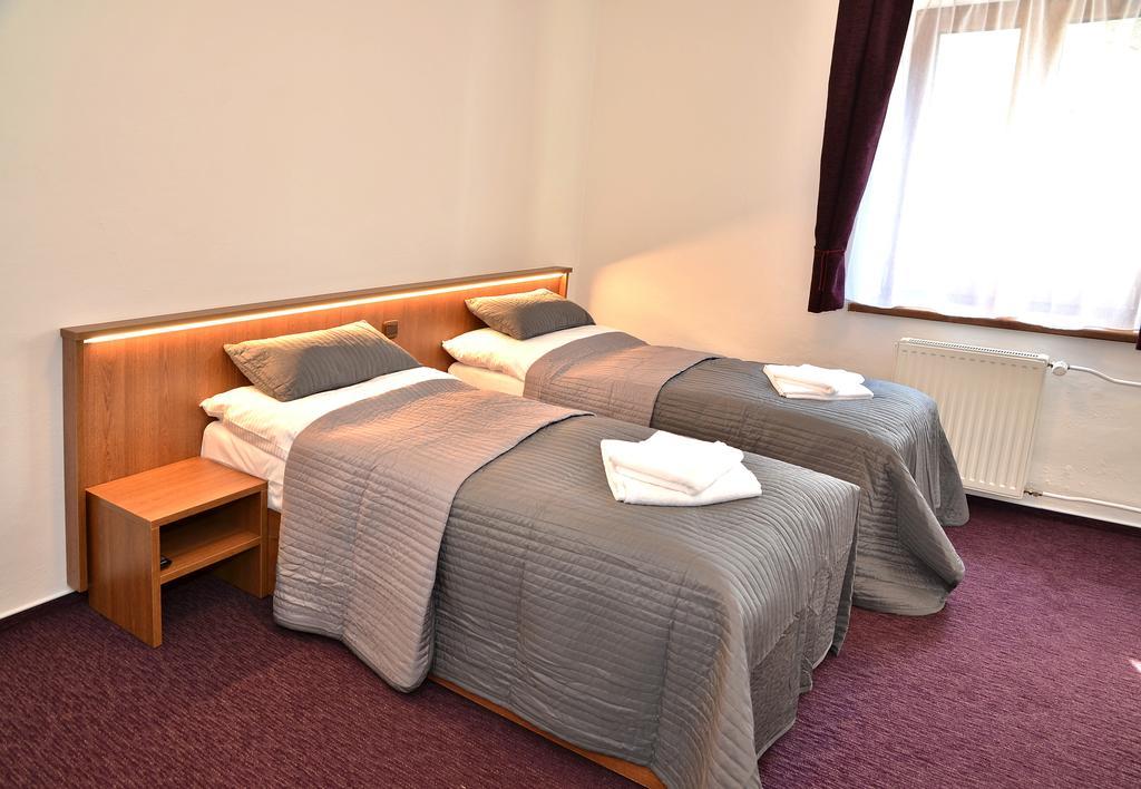 Hotel Sonata Hradec nad Moravici Exteriör bild